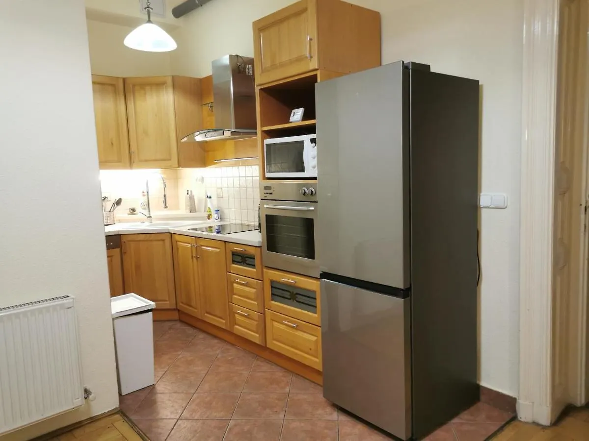 Andrassy Suite Budapest 0*,